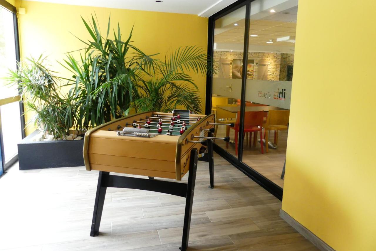 Ibis Styles Cognac Châteaubernard Exterior foto