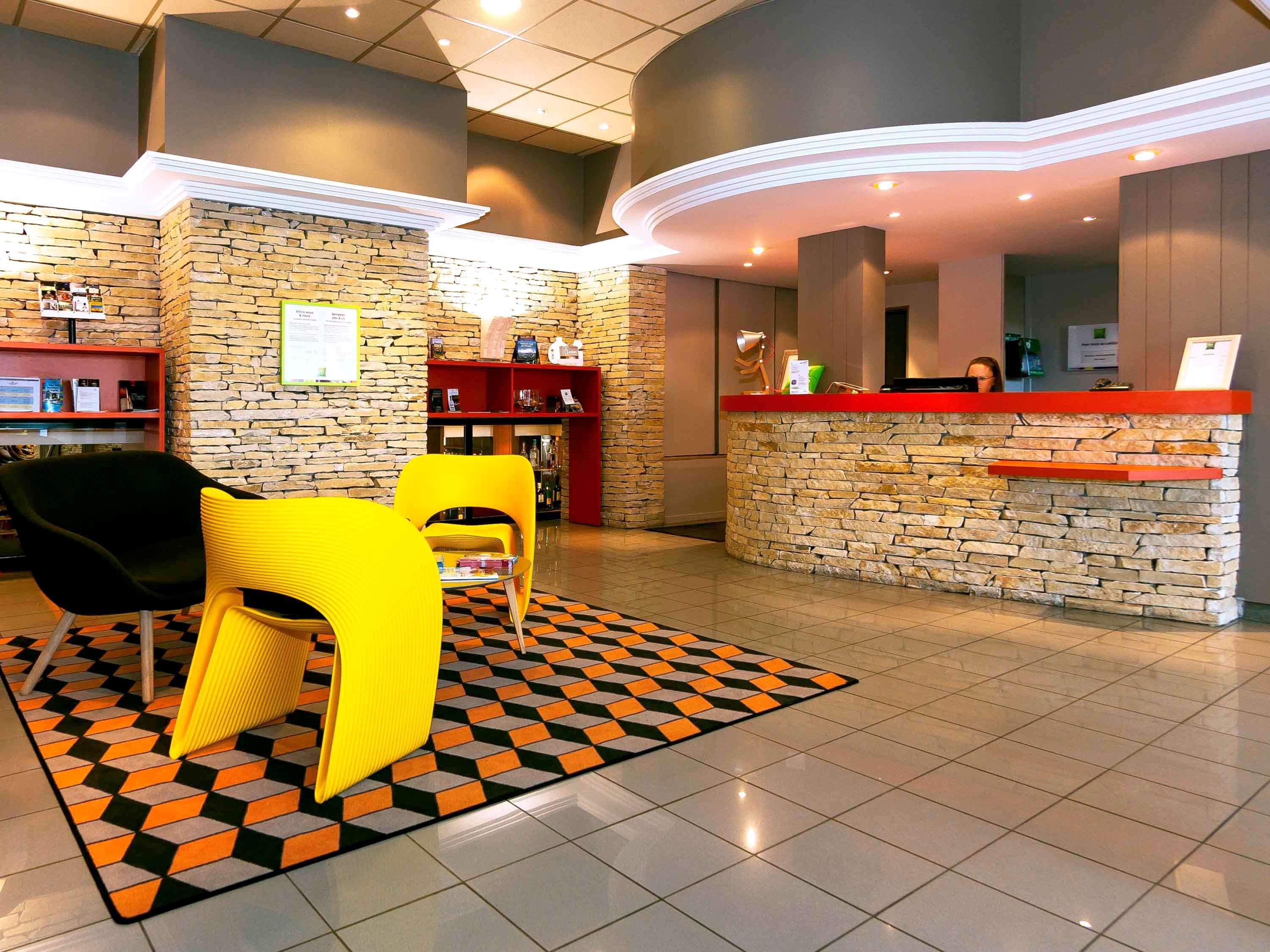 Ibis Styles Cognac Châteaubernard Exterior foto