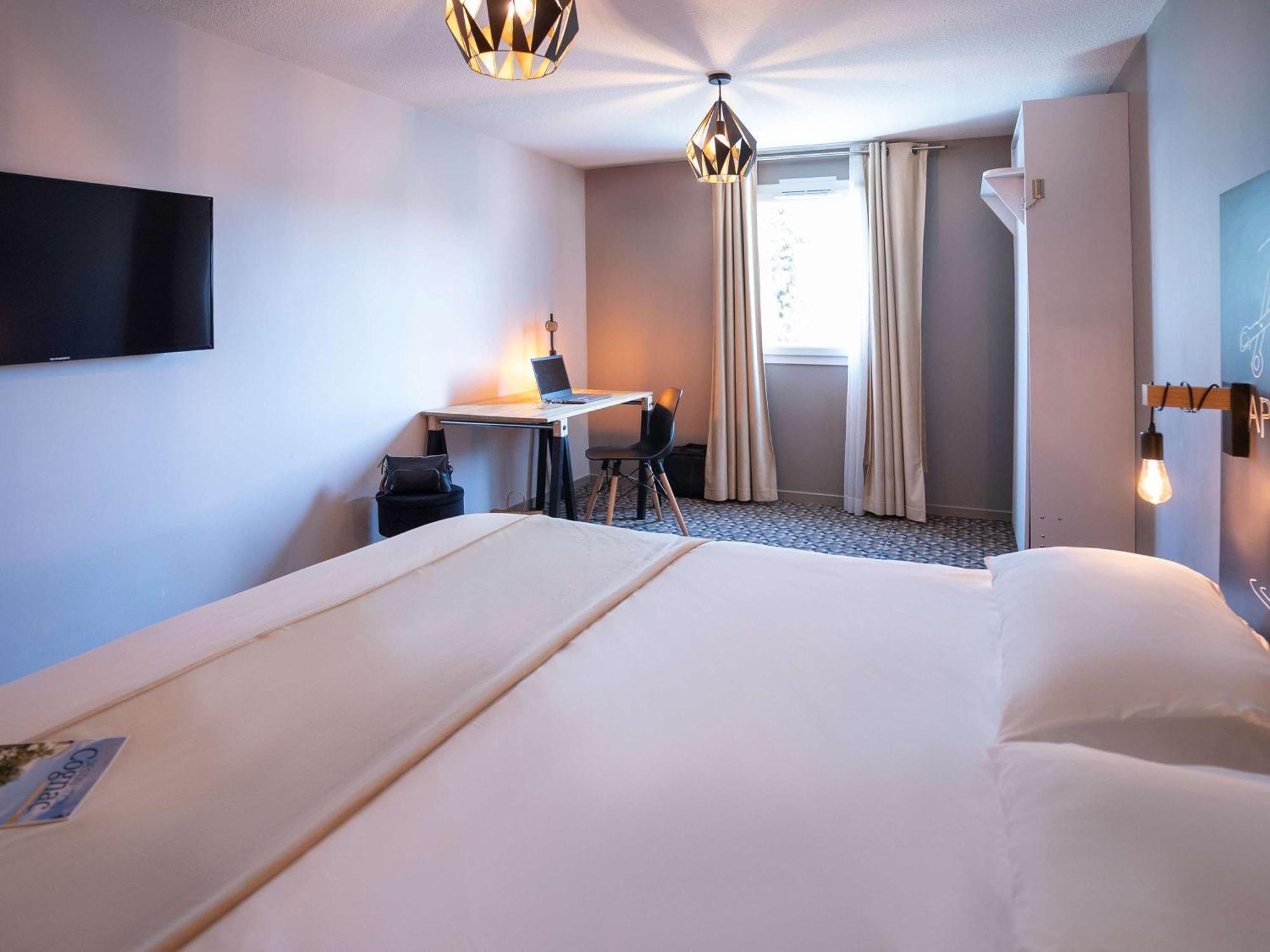 Ibis Styles Cognac Châteaubernard Exterior foto