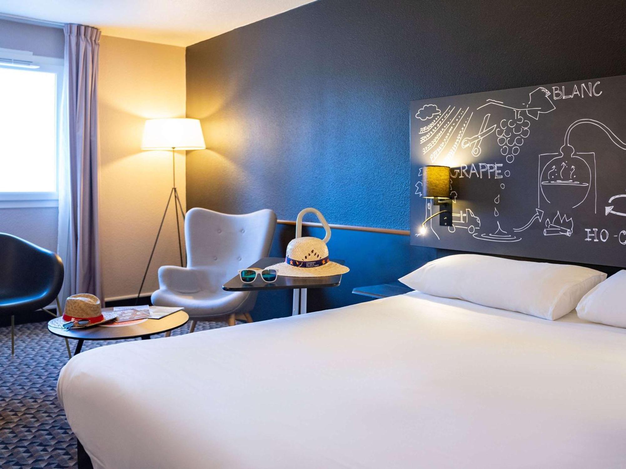 Ibis Styles Cognac Châteaubernard Exterior foto