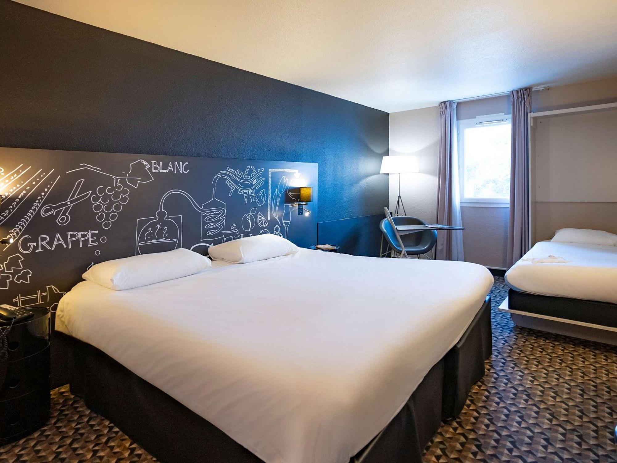 Ibis Styles Cognac Châteaubernard Exterior foto